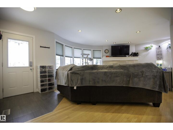 Property Photo:  52 Mohawk Cr  AB T9E 4G5 