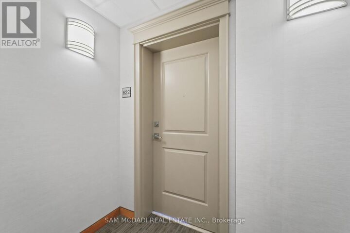 Property Photo:  2490 Old Bronte Road 622  ON L6M 0Y5 