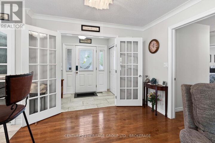Property Photo:  209 Smuggler'S Cove Drive  ON K7M 9C6 