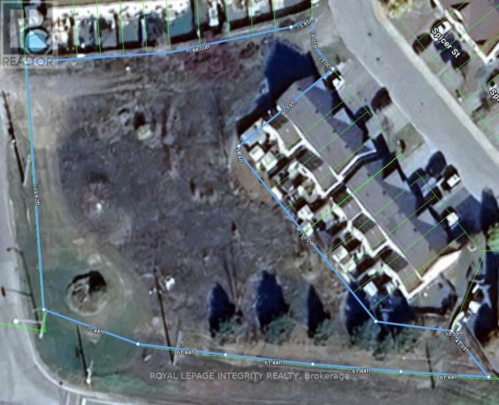 Property Photo:  2 Spicer Street  ON K7C 4S3 
