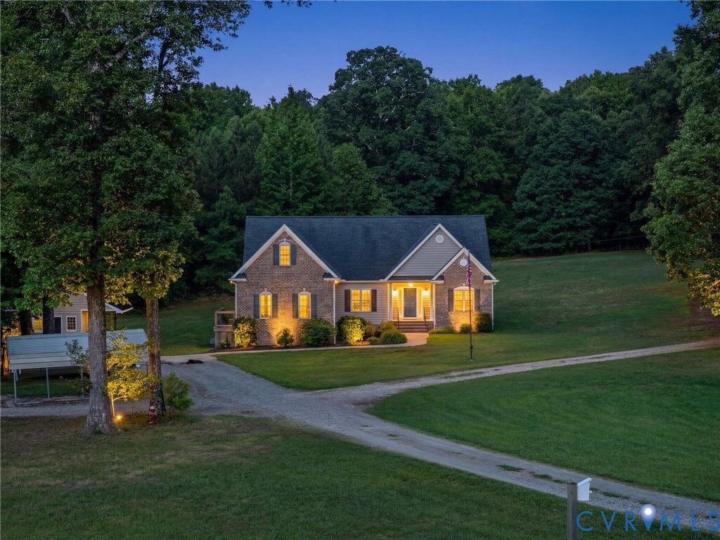 Property Photo:  3761 Haupts Lane  VA 23231 