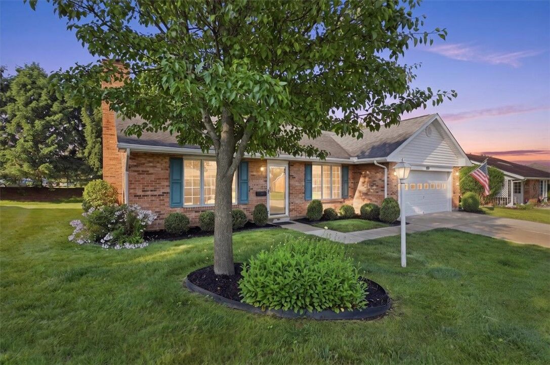 Property Photo:  1814 Primrose Lane  OH 45324 