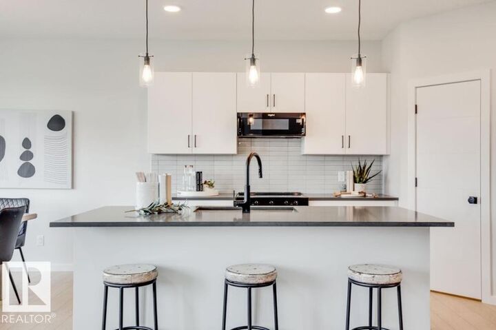 Property Photo:  5607 69 Street  AB T4X 2Z7 