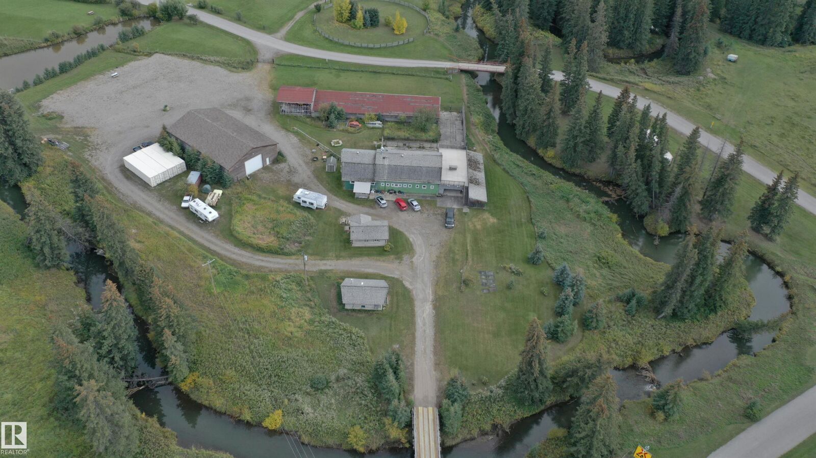 Property Photo:  50409B Highway 16  AB T7V 1X3 