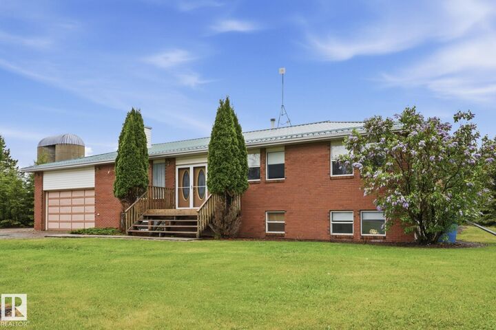 Property Photo: 1307 Twp Road 510 AB T7Y 2N2