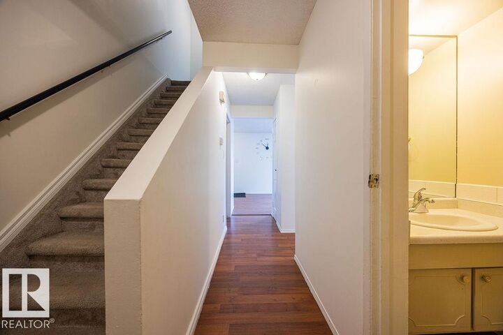 Property Photo:  321 Northgate Terrace NW  AB T5E 3E3 