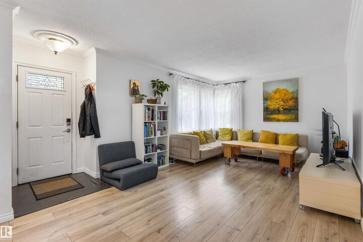 Property Photo:  14007 104 Avenue NW  AB T5N 0W7 