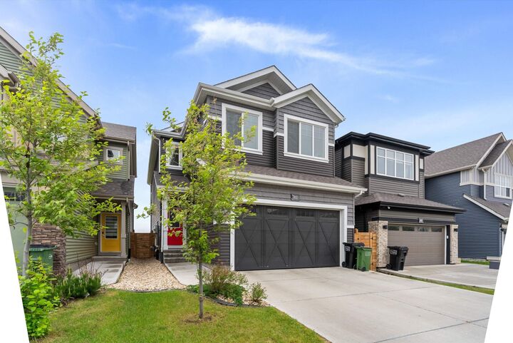 Property Photo:  2933 Chokecherry Common SW  AB T6X 2M3 