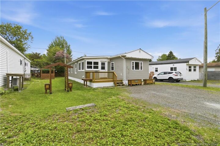 209 Moore Street — photo 1