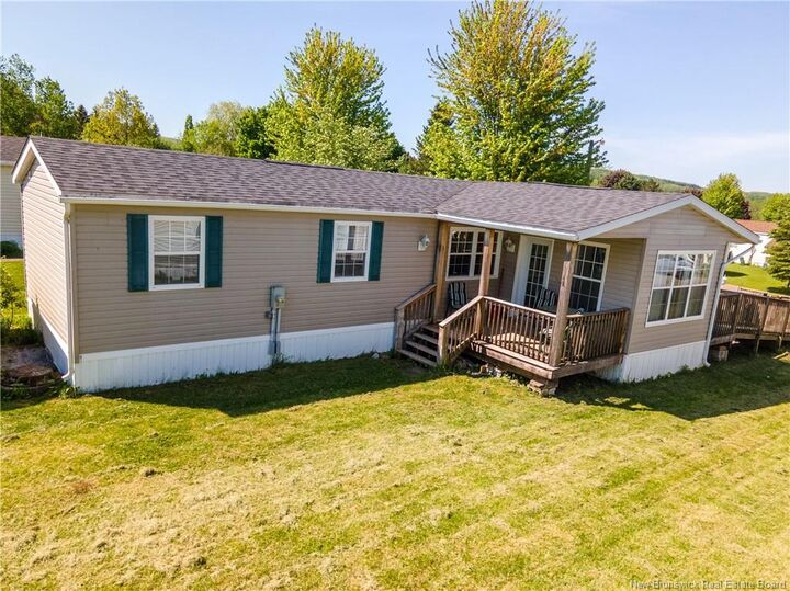 Property Photo:  98 Fourth Street  NB E4E 5V9 