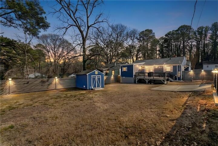 Property Photo: 2603 Oldknow Drive NW GA 30318