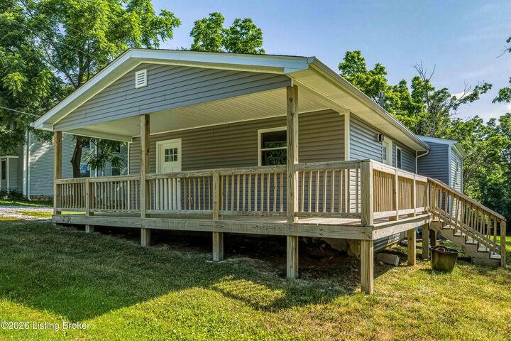 Property Photo:  400 Maple Ct  KY 40031 