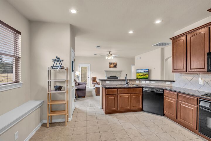 Property Photo: 629 Spring Forest Drive TX 77302