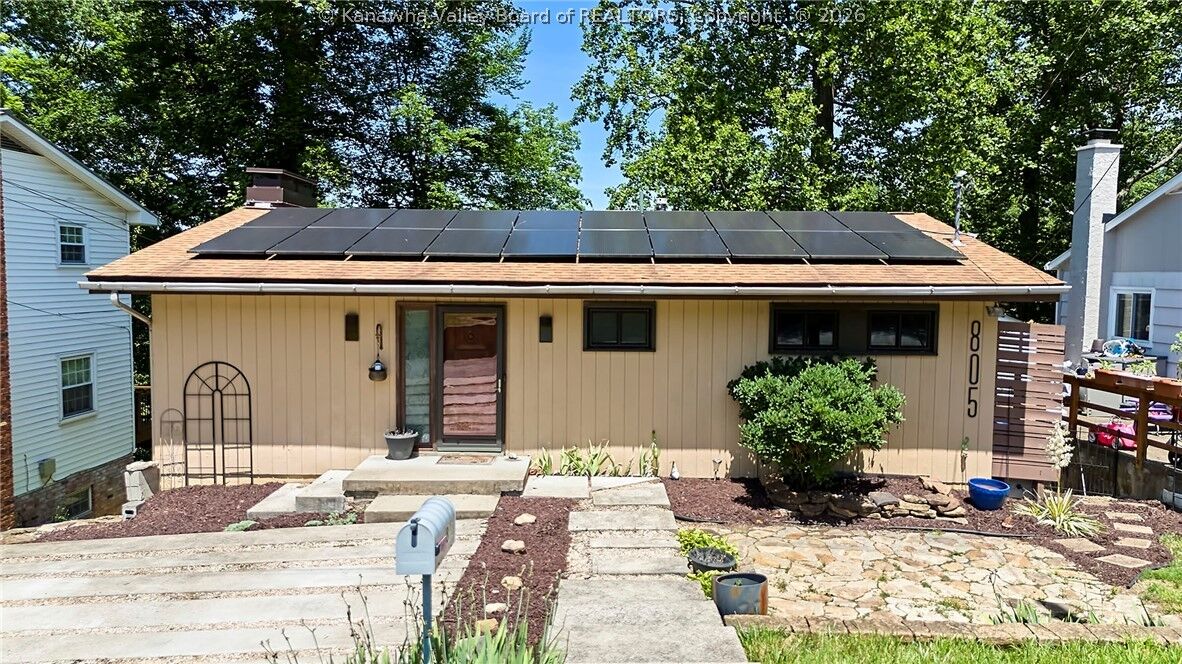 Property Photo:  805 Basil Road  WV 25314 