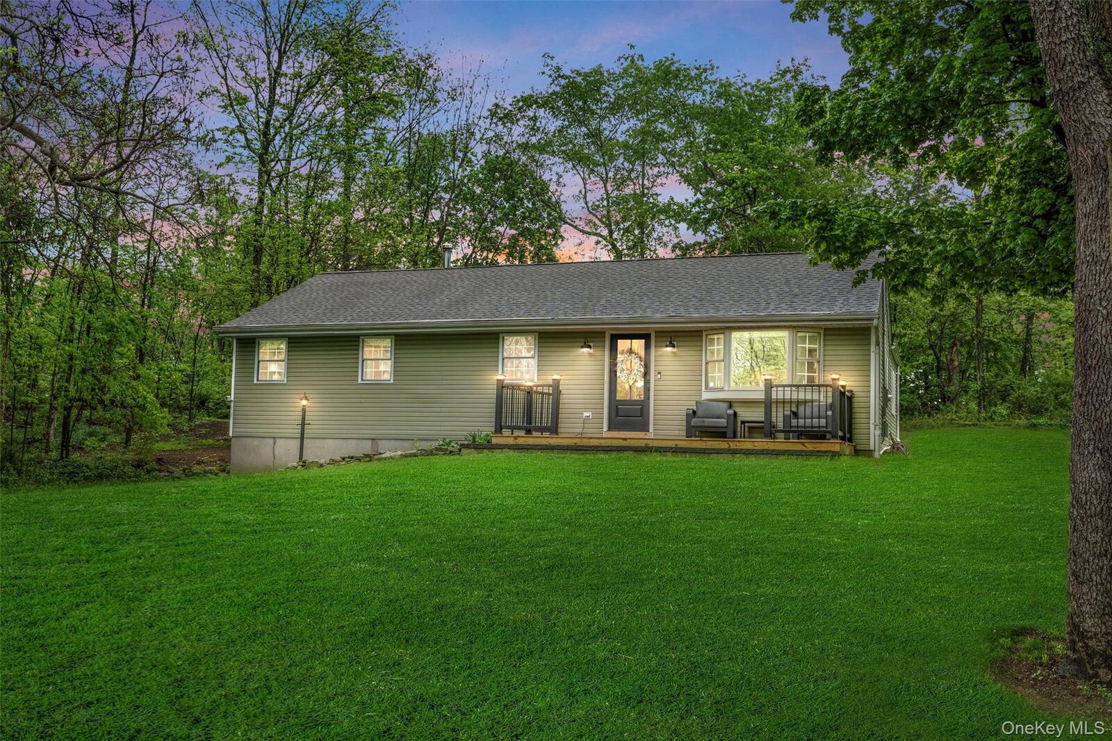 Property Photo:  2 Otter Road  NY 10916 