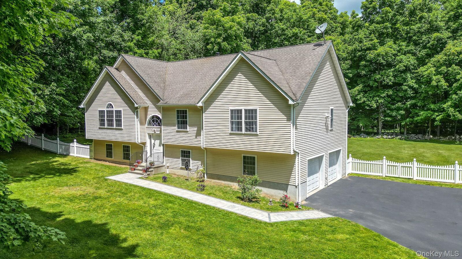 Property Photo:  36 Front Street  NY 10541 