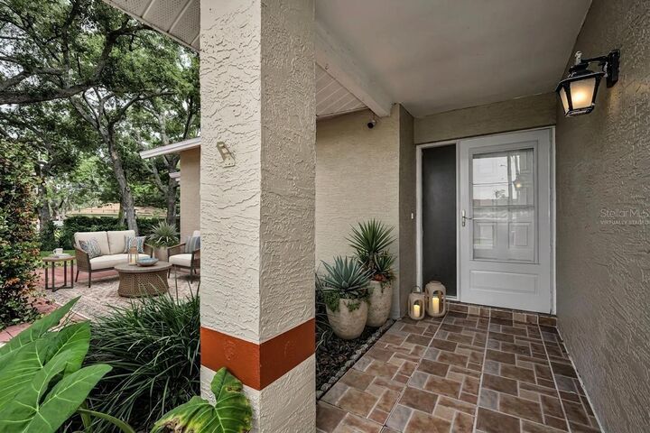 Property Photo:  10050 62nd Avenue N  FL 33708 