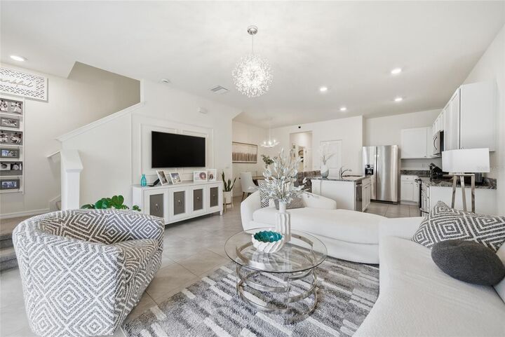 Property Photo:  1340 Colt Creek Place  FL 33543 