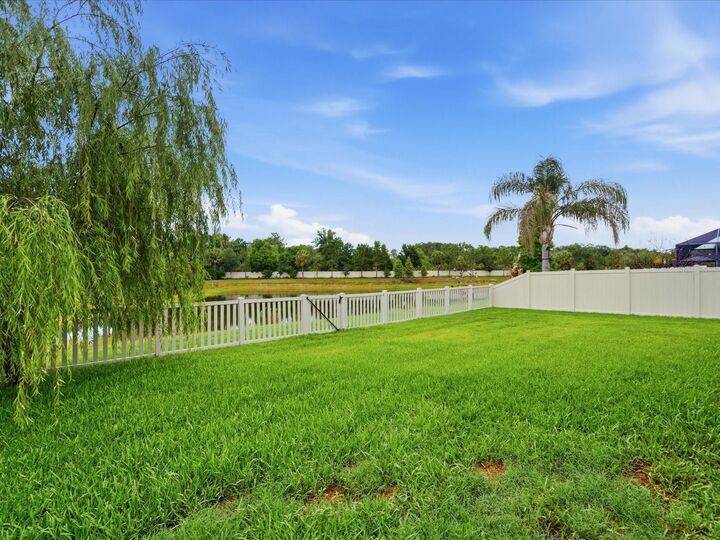 Property Photo: 17735 Bright Wheat Drive FL 33547