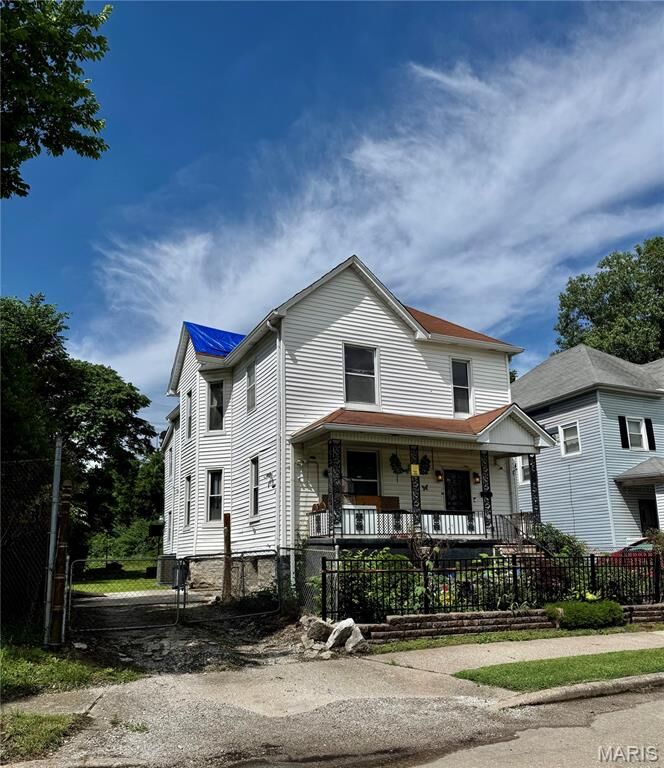 Property Photo:  812 Market Avenue  IL 62201 
