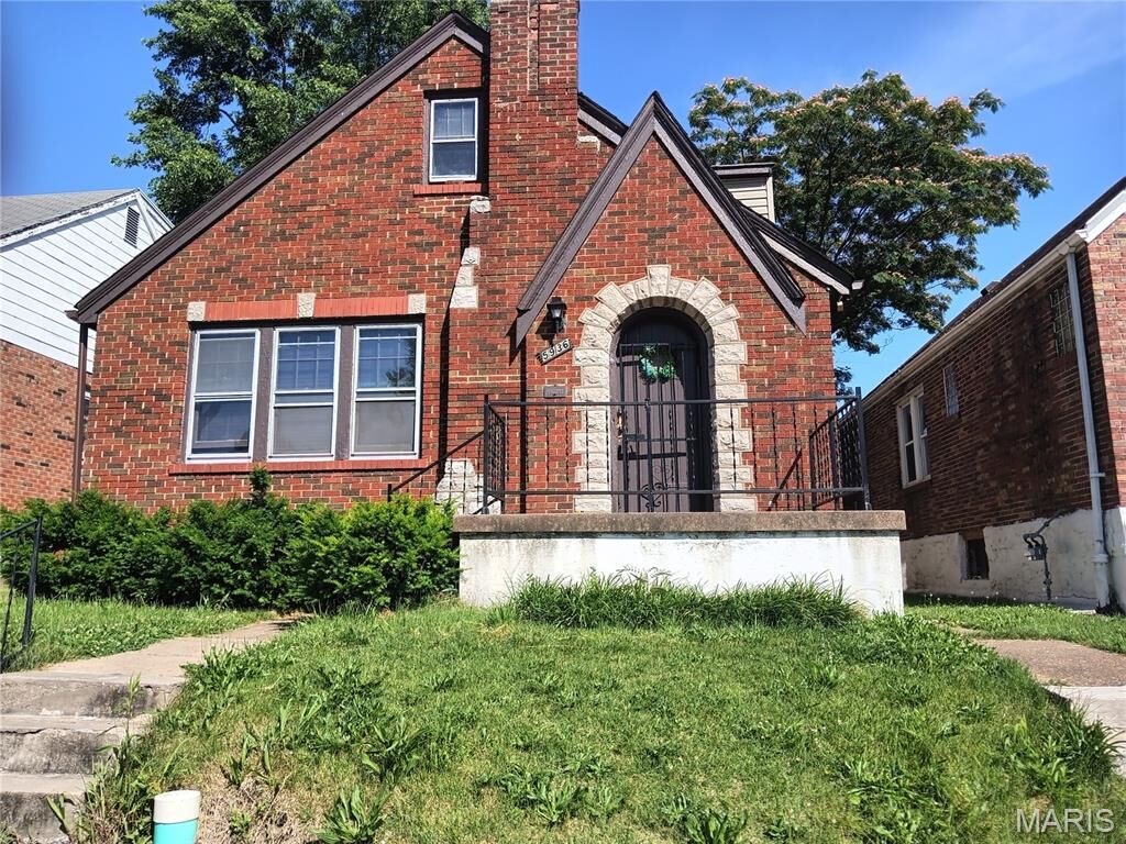 Property Photo:  5936 Pamplin Avenue  MO 63147 