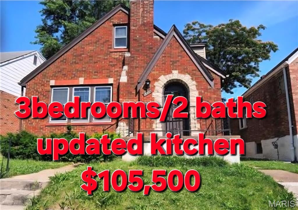 Property Photo:  5936 Pamplin Avenue  MO 63147 