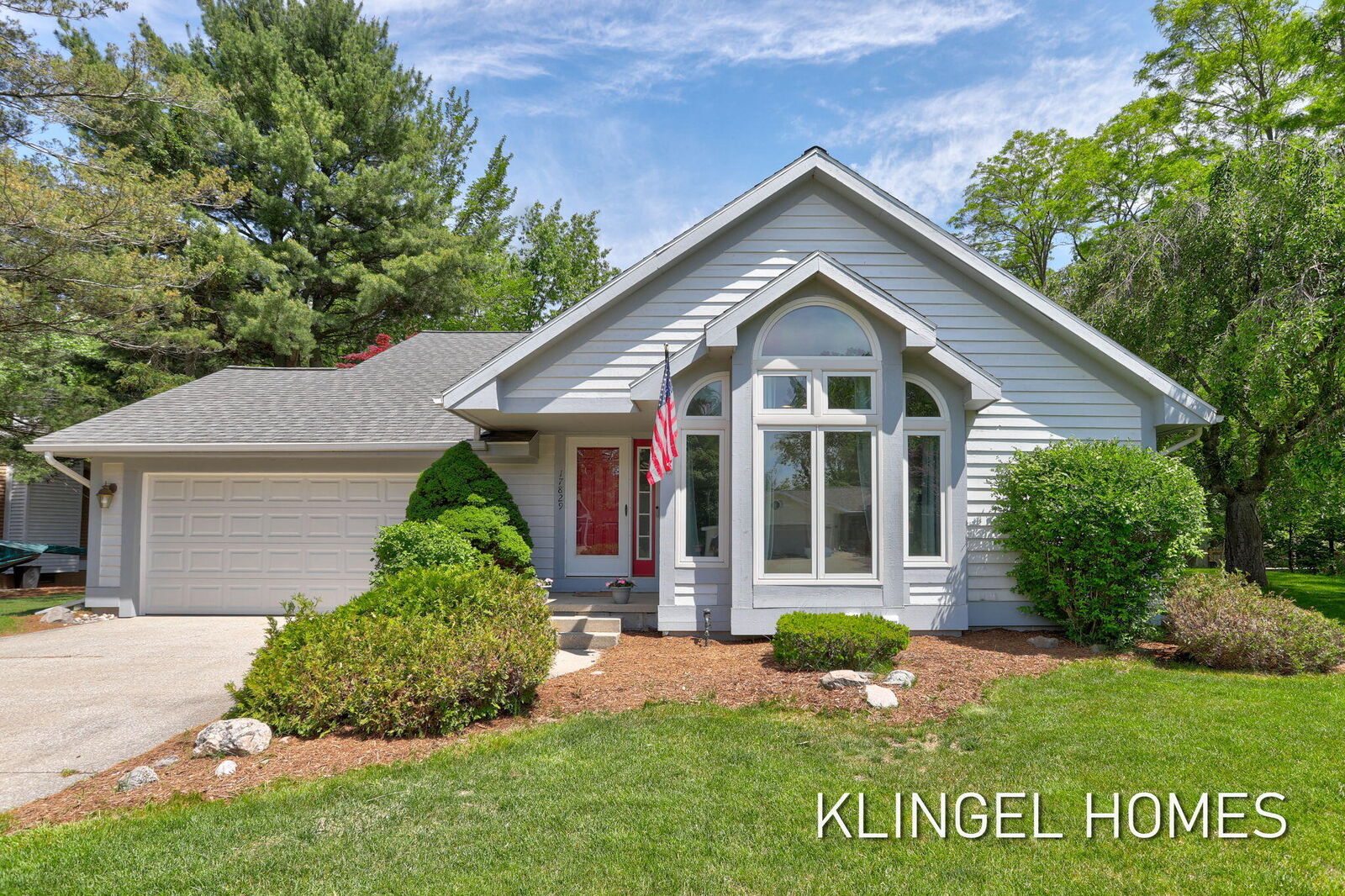 Property Photo: 17829 Cherokee Drive MI 49456