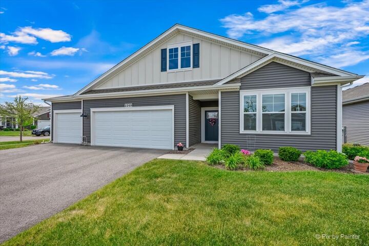 Property Photo: 2269 Elderberry Court IL 60097
