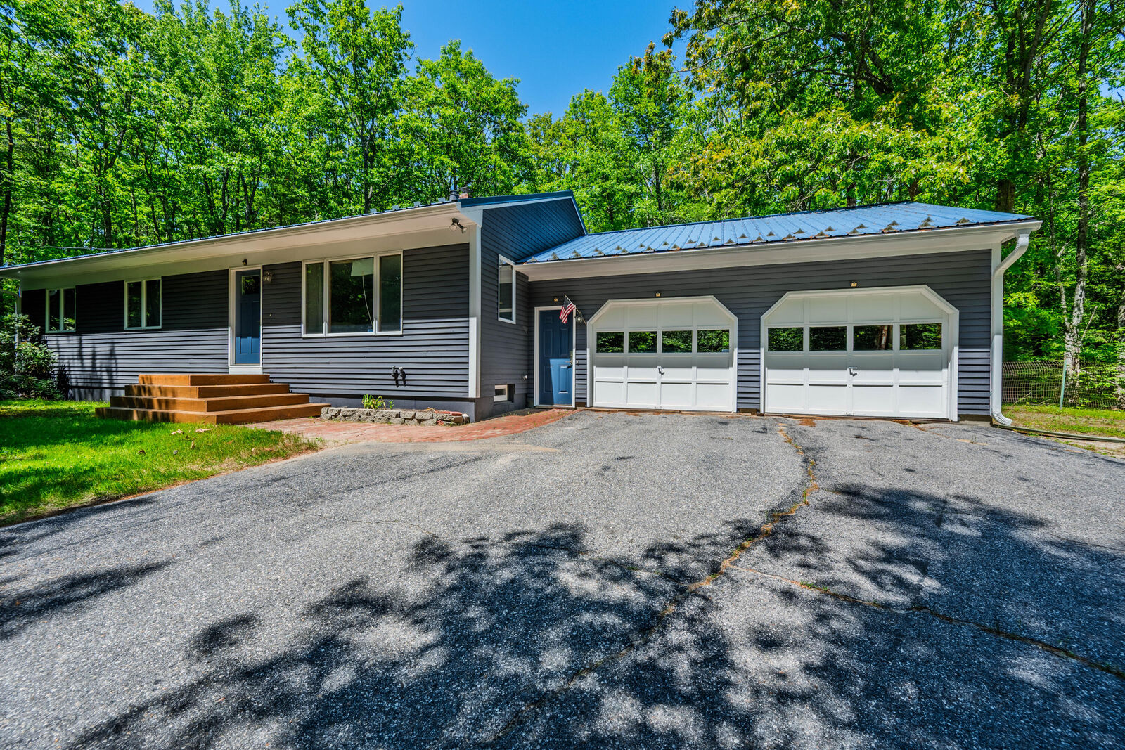 Property Photo:  81 Babbidge Road  ME 04105 