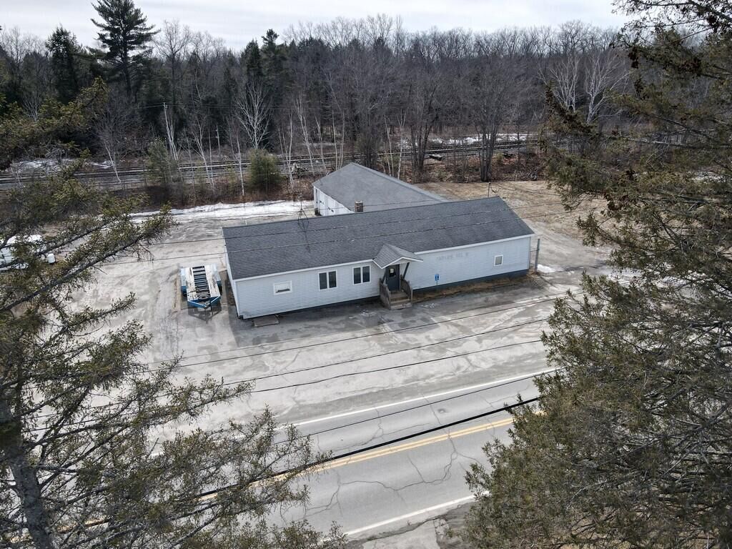 Property Photo:  235 Hunnewell Avenue  ME 04967 