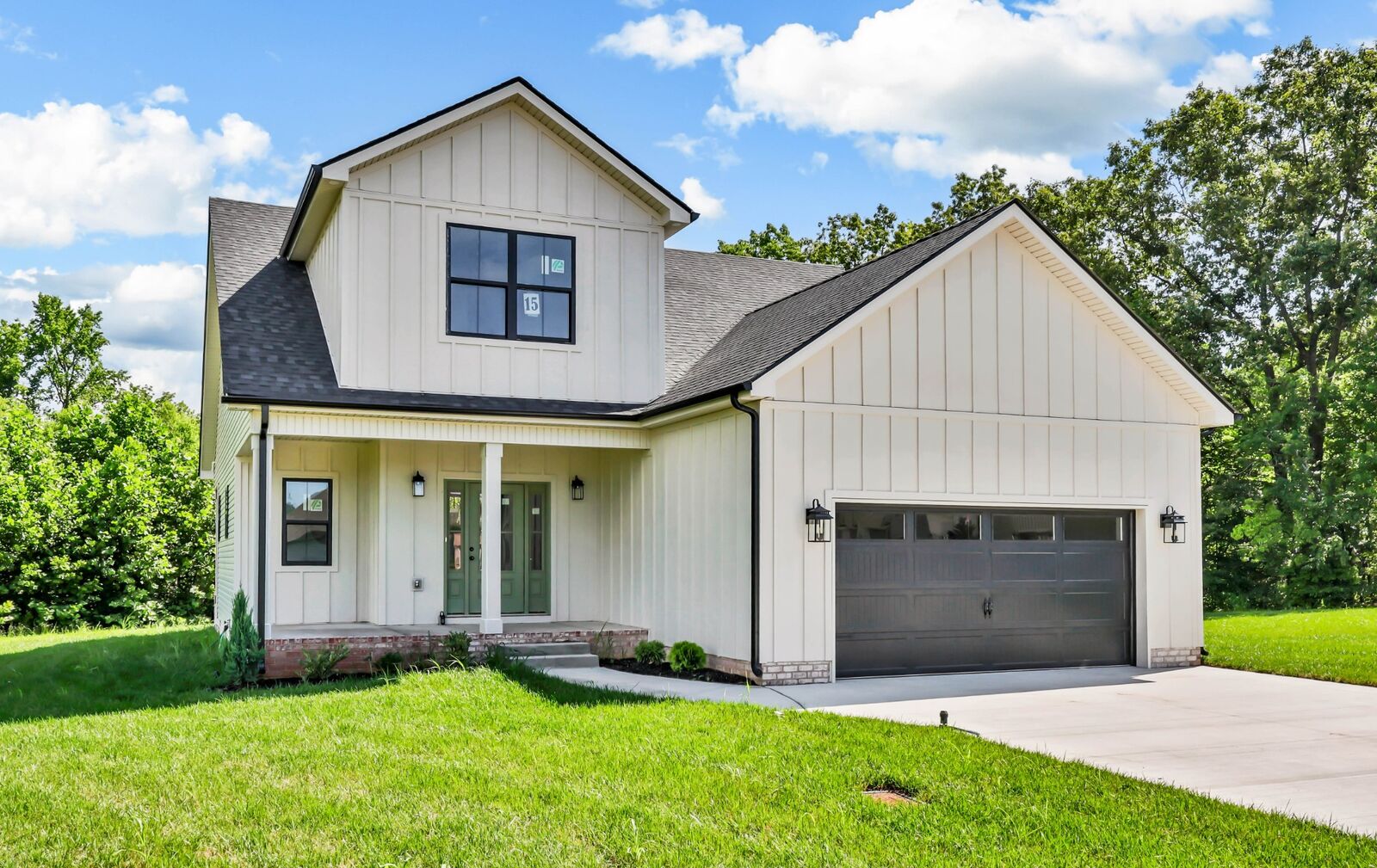 Property Photo: 357 Chase Dr TN 37043
