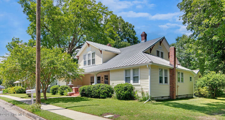 Property Photo:  206 W Foy Street  NC 28574 