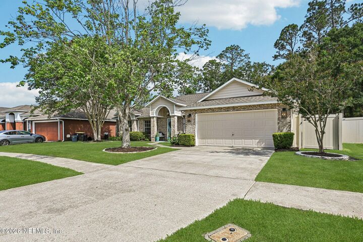 Property Photo:  10383 Meadow Point Drive  FL 32221 