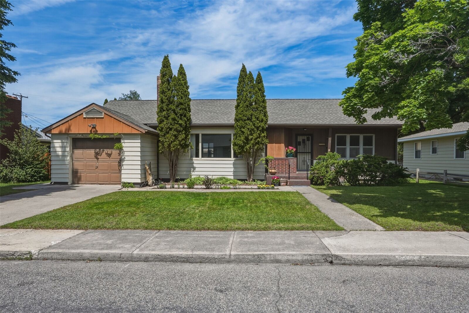Property Photo:  414 Burlington Avenue  MT 59801 