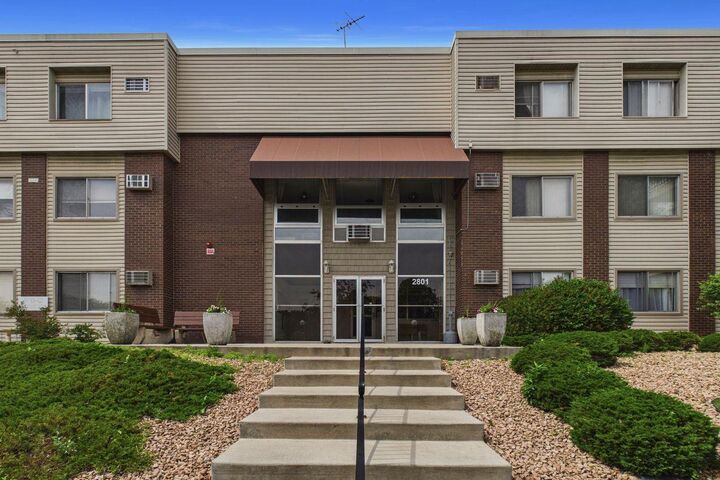 Property Photo: 2801 Flag Avenue N 222 MN 55427