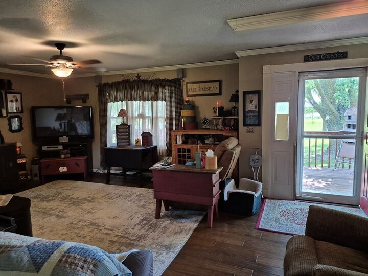 Property Photo: 16948 Clay Way MO 63501