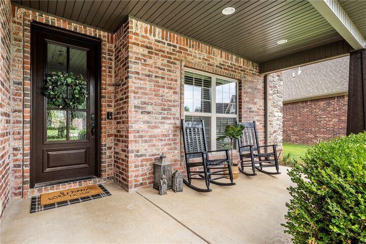 Property Photo: 4201 Willowbend Drive AR 72758