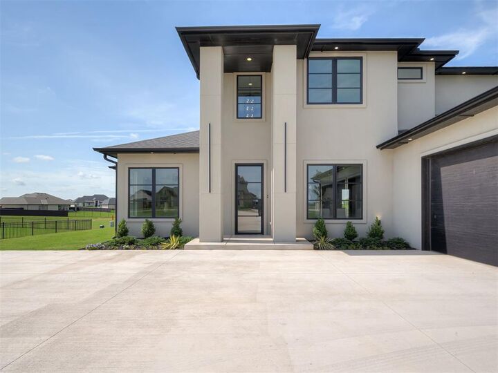 Property Photo: 2412 NW 227th Street OK 73025