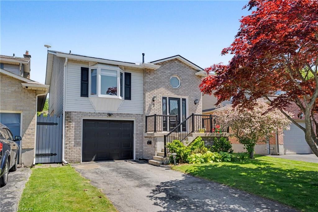 Property Photo:  7 Rembrandt Drive  ON L3M 4Z6 