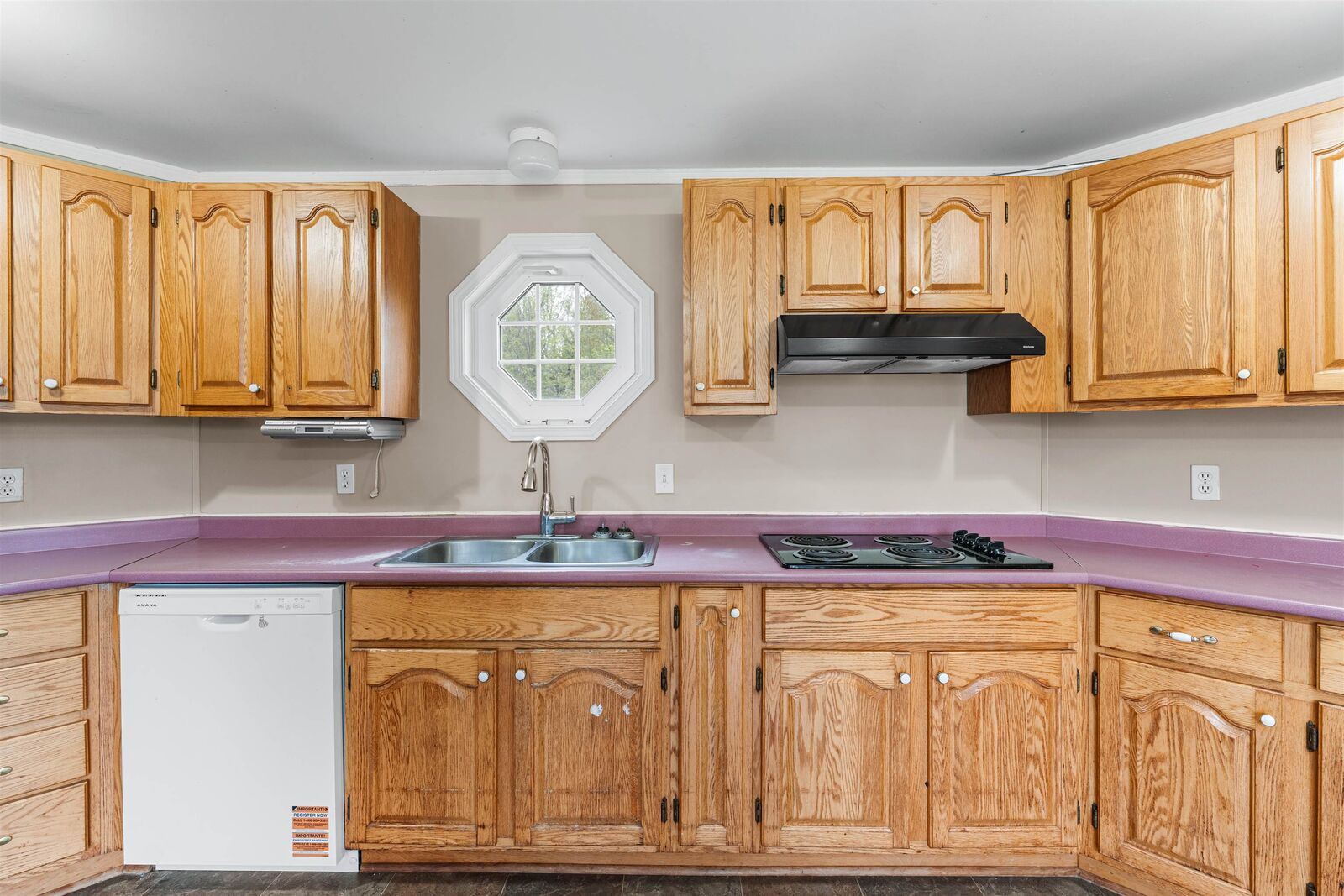 Property Photo:  2328 Linkletter  PE C1N 4J8 