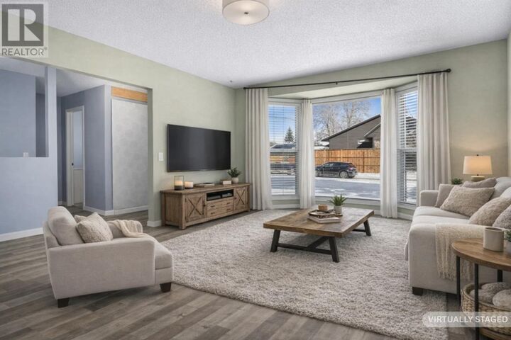 Property Photo:  72 Marquis Place SE  AB T4A 1Z1 