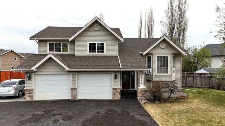 Property Photo:  6117 11th Avenue  AB T7E 1Y8 