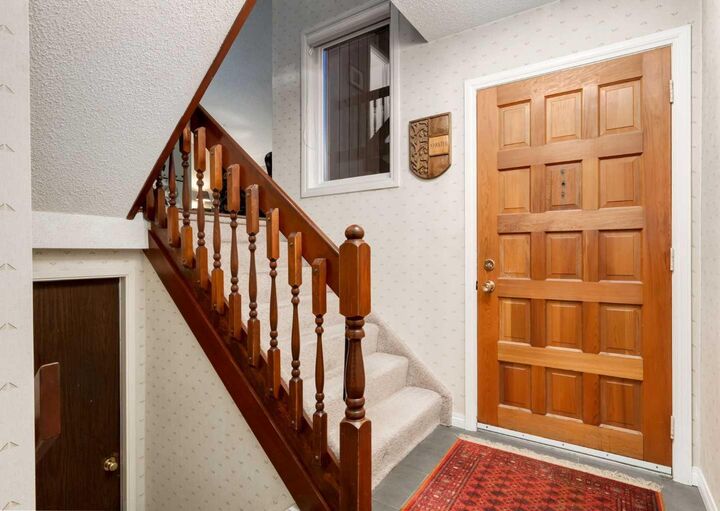 Property Photo:  63 Brookpark Crescent SW  AB T2W 2W6 