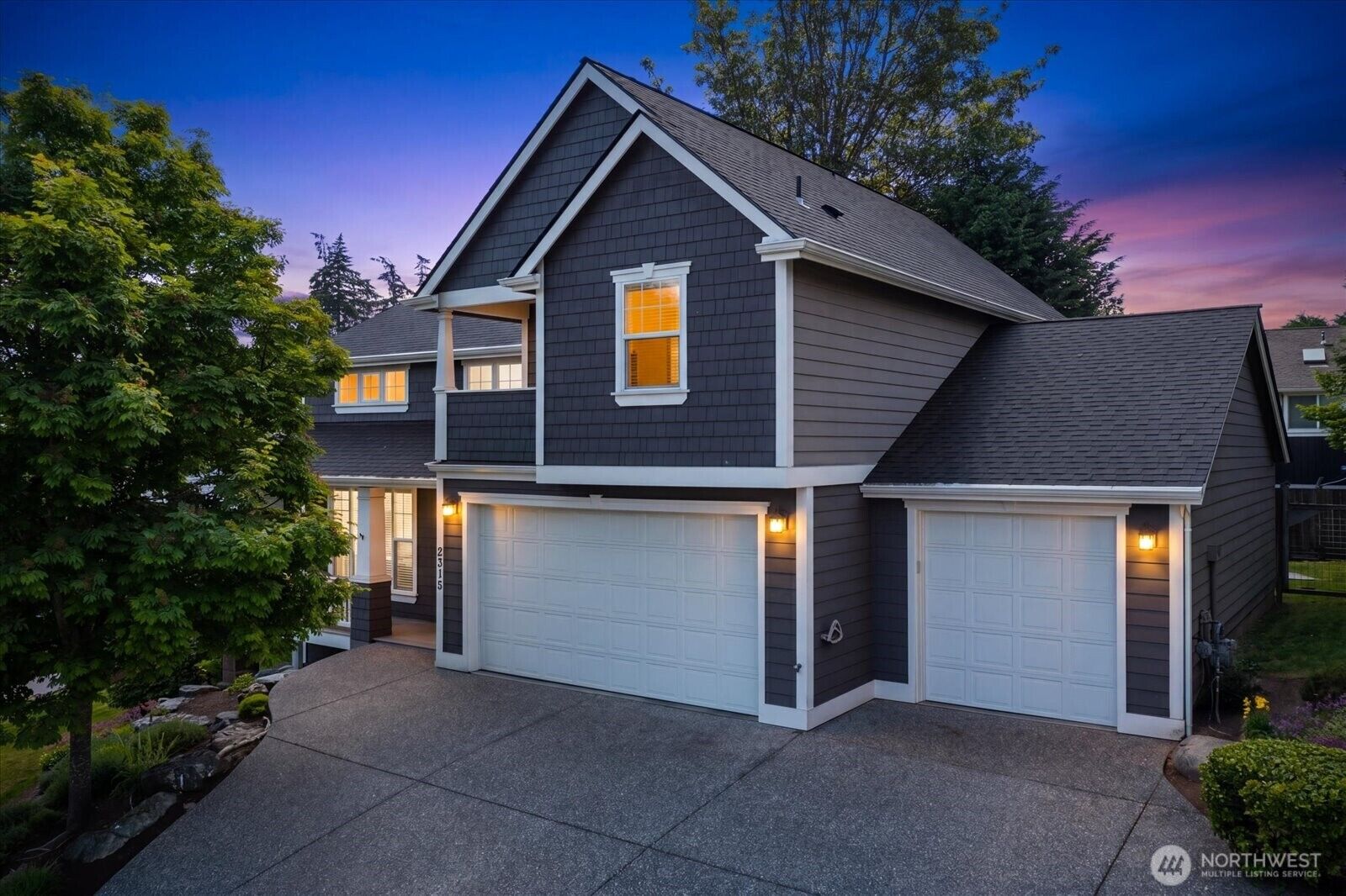Property Photo:  2315  22nd Street  WA 98221 