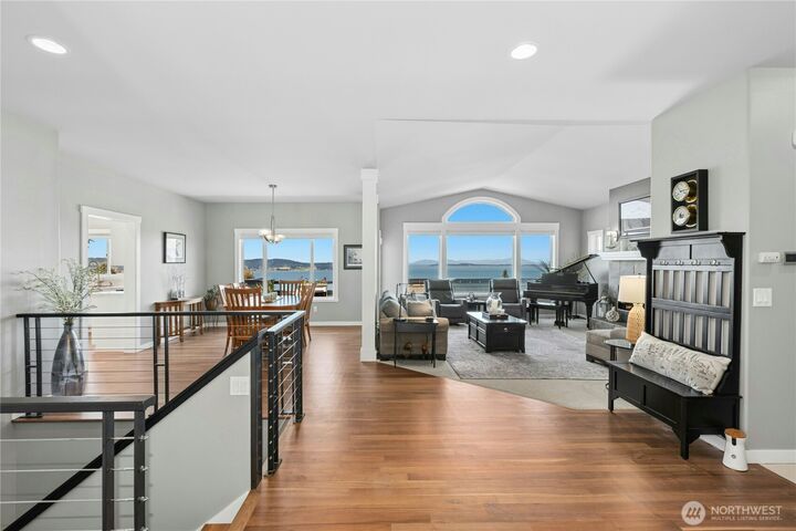 Property Photo: 407 Vanderlin Drive WA 98282