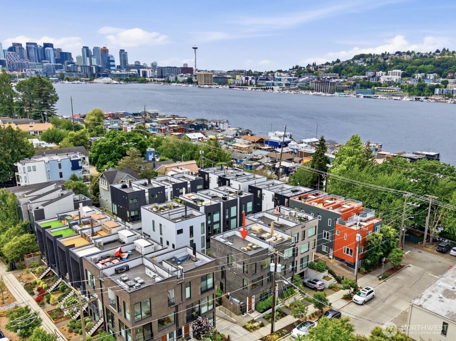 Property Photo:  69 E Lynn Street  WA 98102 