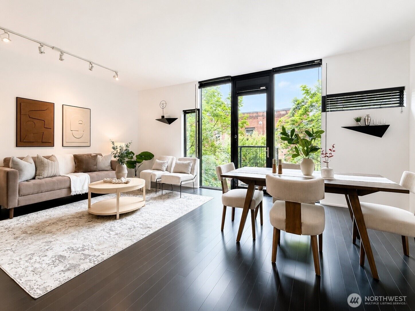 Property Photo: 1111 E Pike Street 303 WA 98122