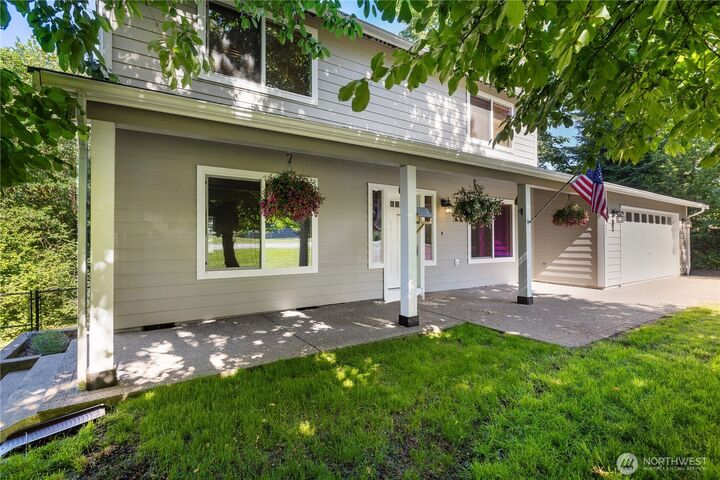 Property Photo:  107 N Green Street  WA 98531 