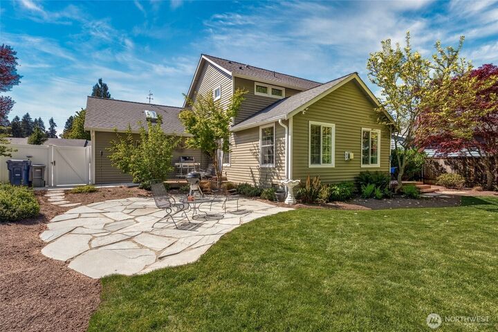 Property Photo:  13101  58th Drive SE  WA 98296 
