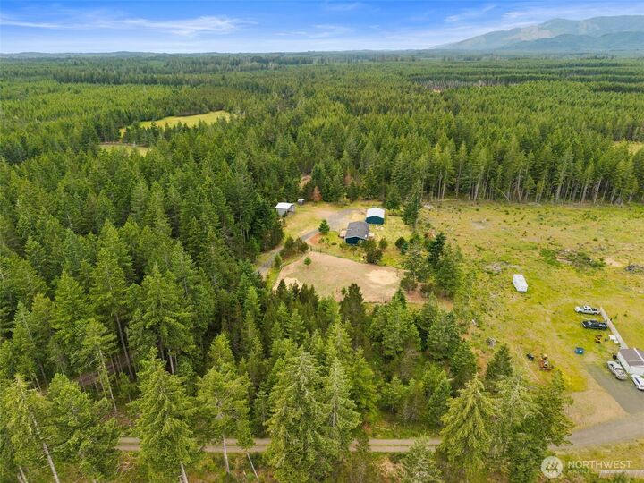 Property Photo:  790 W Honeysuckle Lane  WA 98584 